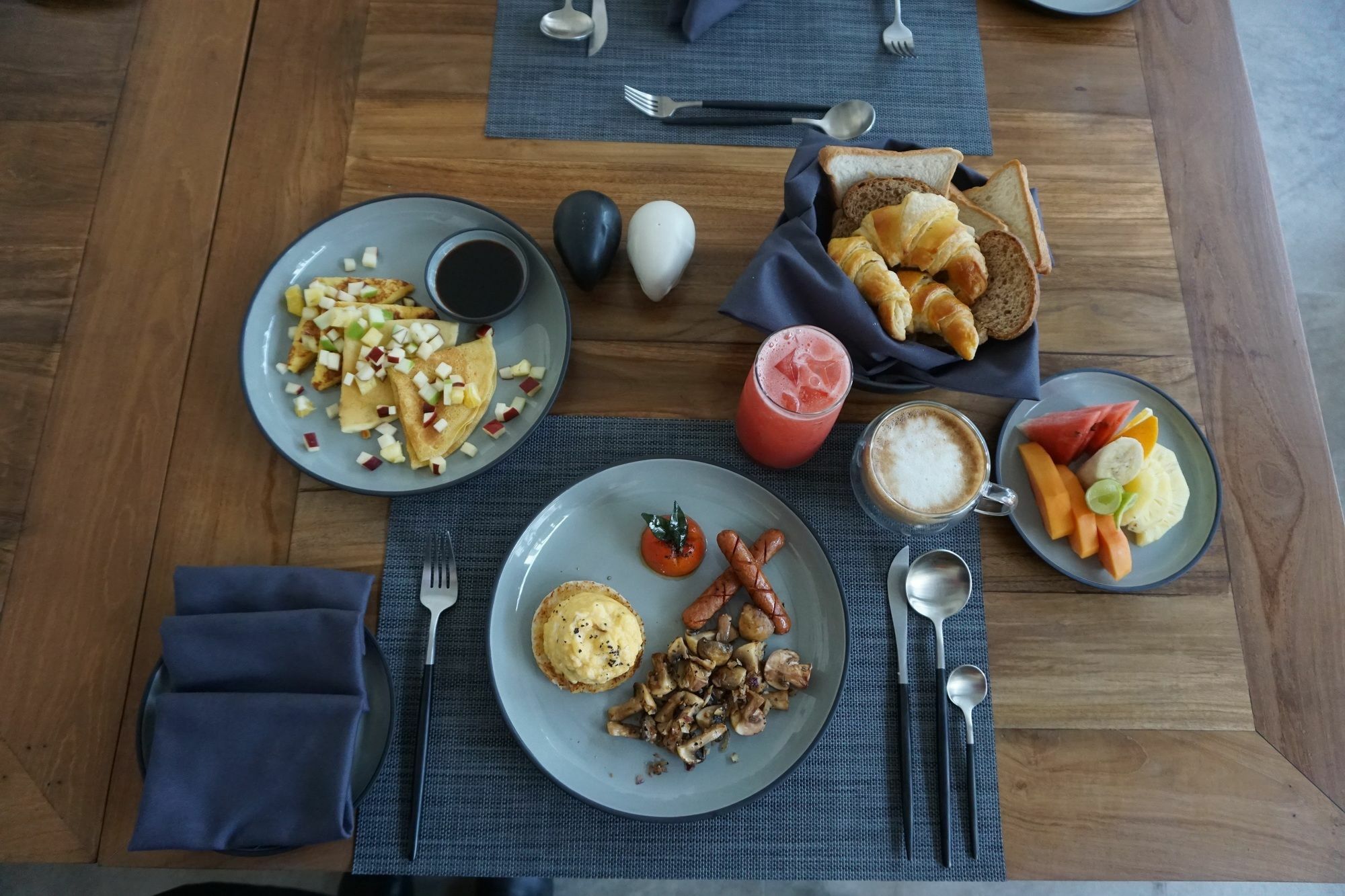Hotel Me - Level 1 Certified Colombo